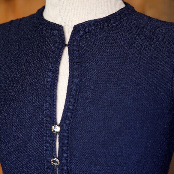 Vintage St. John For Saks Fifth Ave Blue Knitted Skirt & Sweater Set Woman's S - Picture 9 of 17